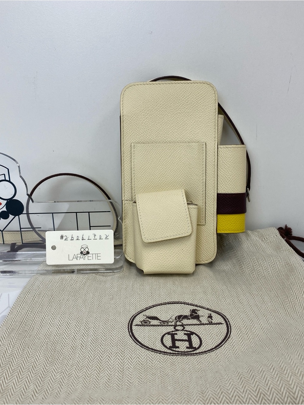 Hermès Hermesway Phone Case - Picture 6 of 7